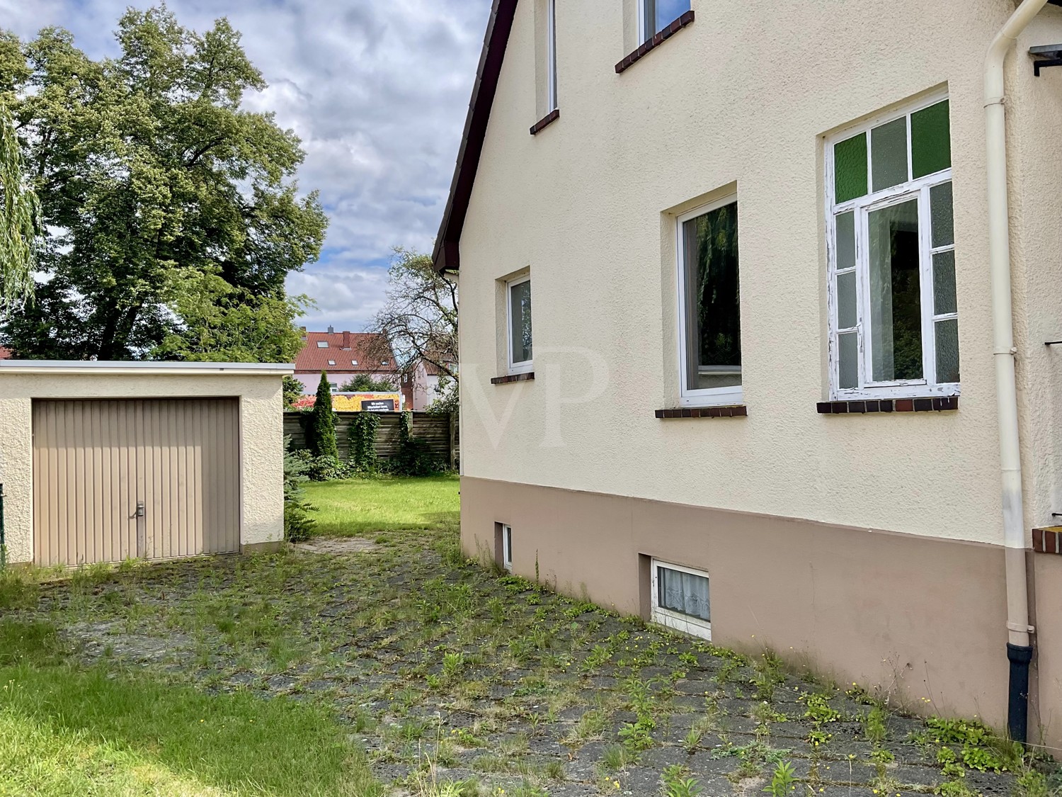 Zufahrt zur Garage