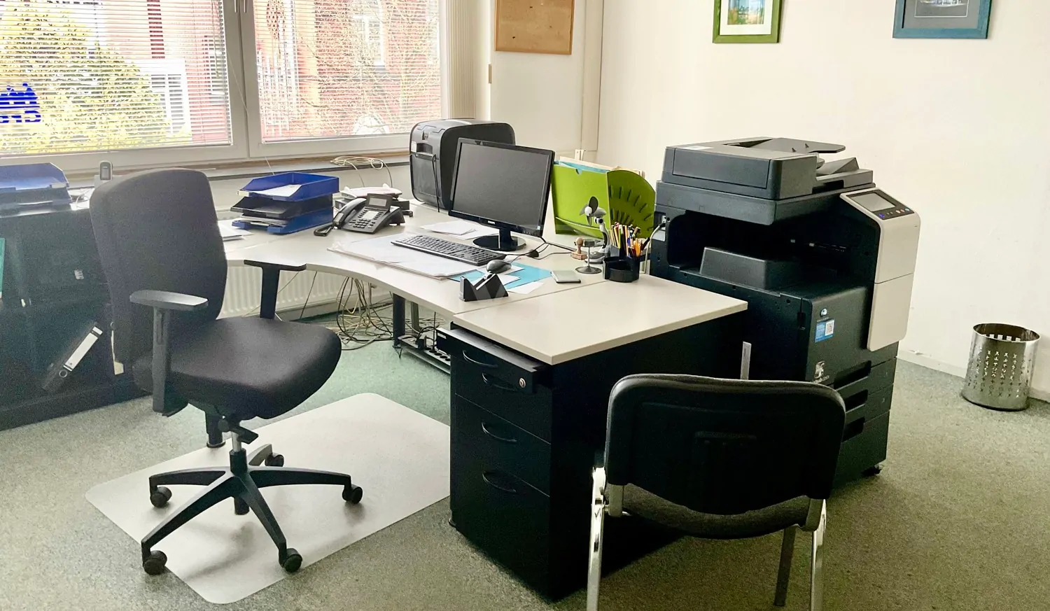 Büroetage mit TG-Stellplätzen zu vermieten – individueller Umbau durch den Vermieter möglich