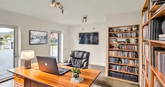 von_poll_real_estate_property_25239216_1_image_7