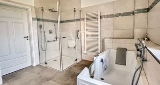 von_poll_real_estate_property_25239216_1_image_18