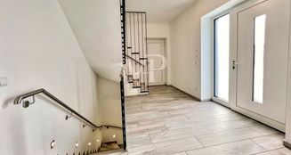von_poll_real_estate_property_25239216_1_image_19