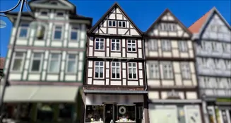 von_poll_real_estate_property_25239233_image_0