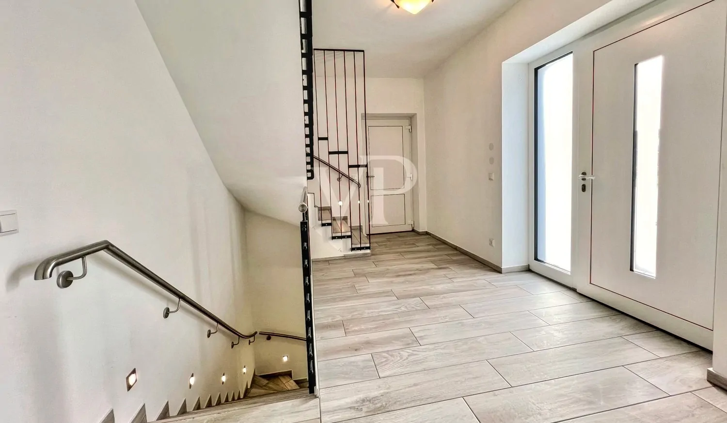 Entrée zur Einliegerwohnung