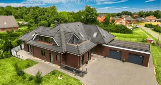 von_poll_real_estate_property_25239216_2_image_0