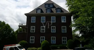 von_poll_real_estate_property_24241013_image_11