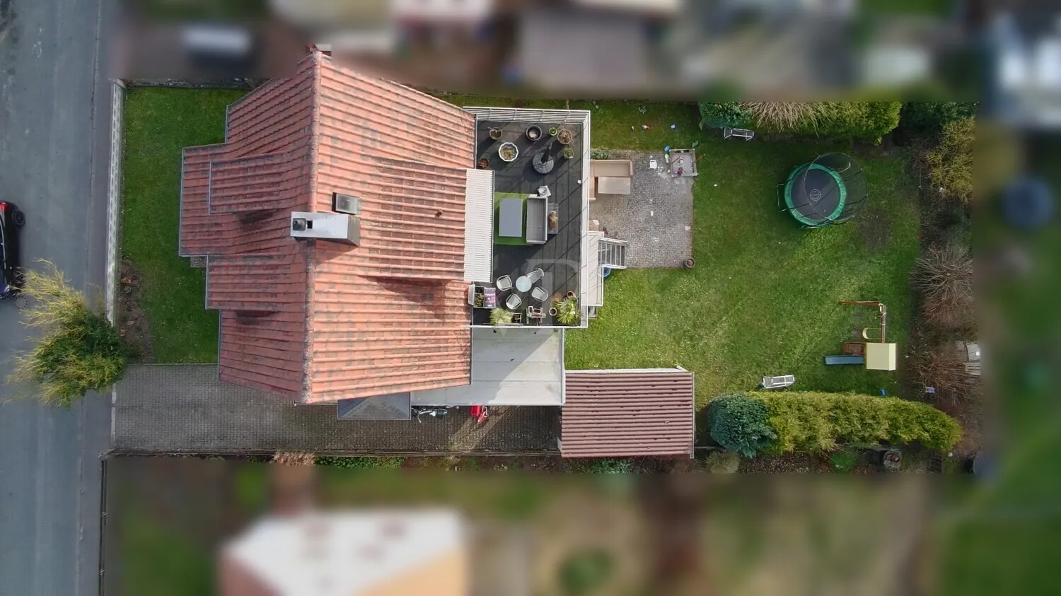 Alles In Ihrer Nähe! Gepflegtes Zweifamilienhaus in Hess. Oldendorf