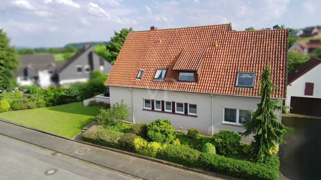 Geräumiges Einfamilienhaus mit Einliegerwohnung und Modernisierungspotential