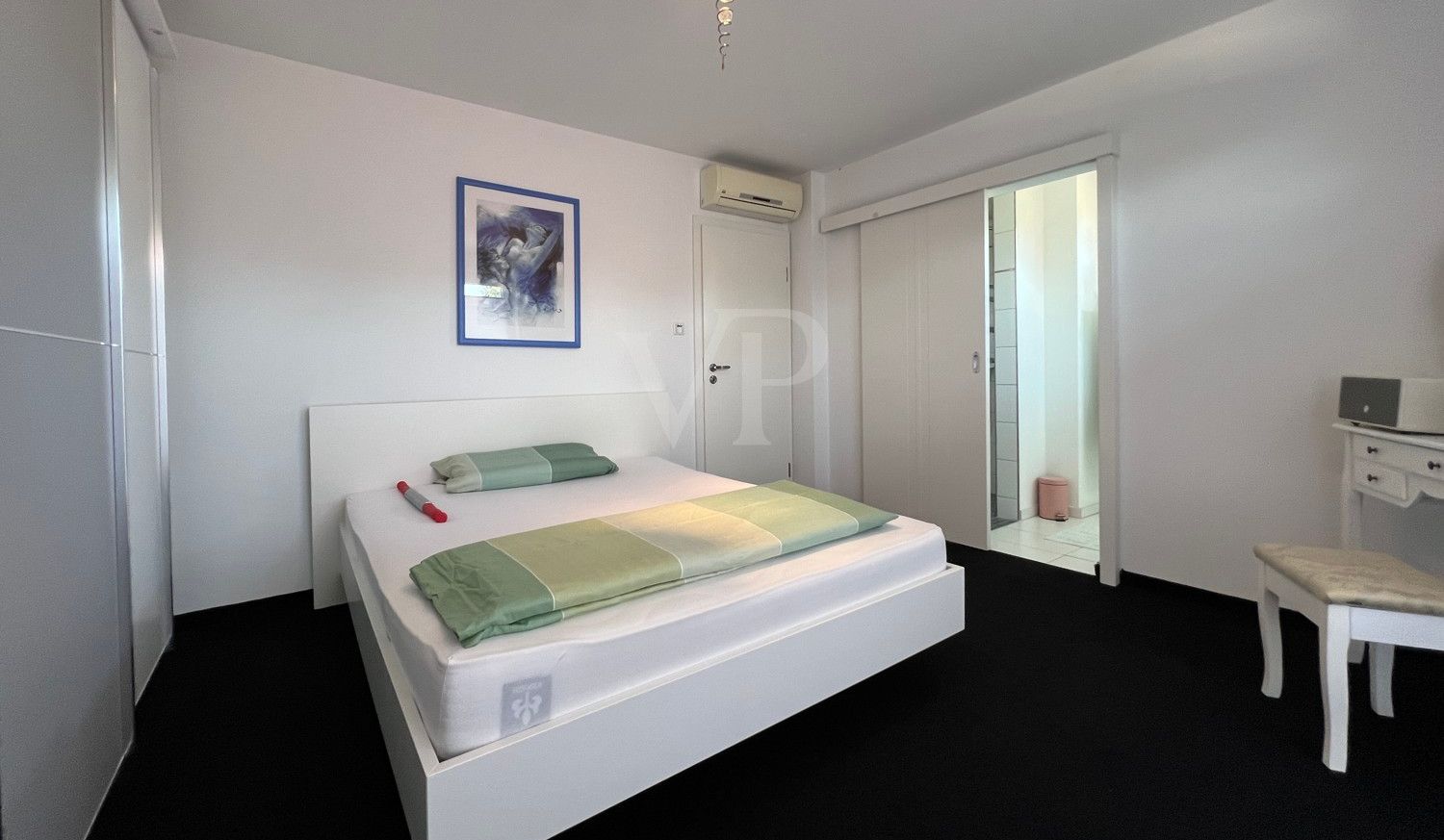 Schlafzimmer I mit Ensuitebad