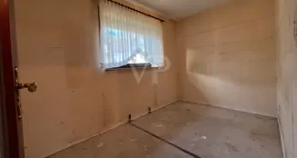 von_poll_real_estate_property_25241003_image_19