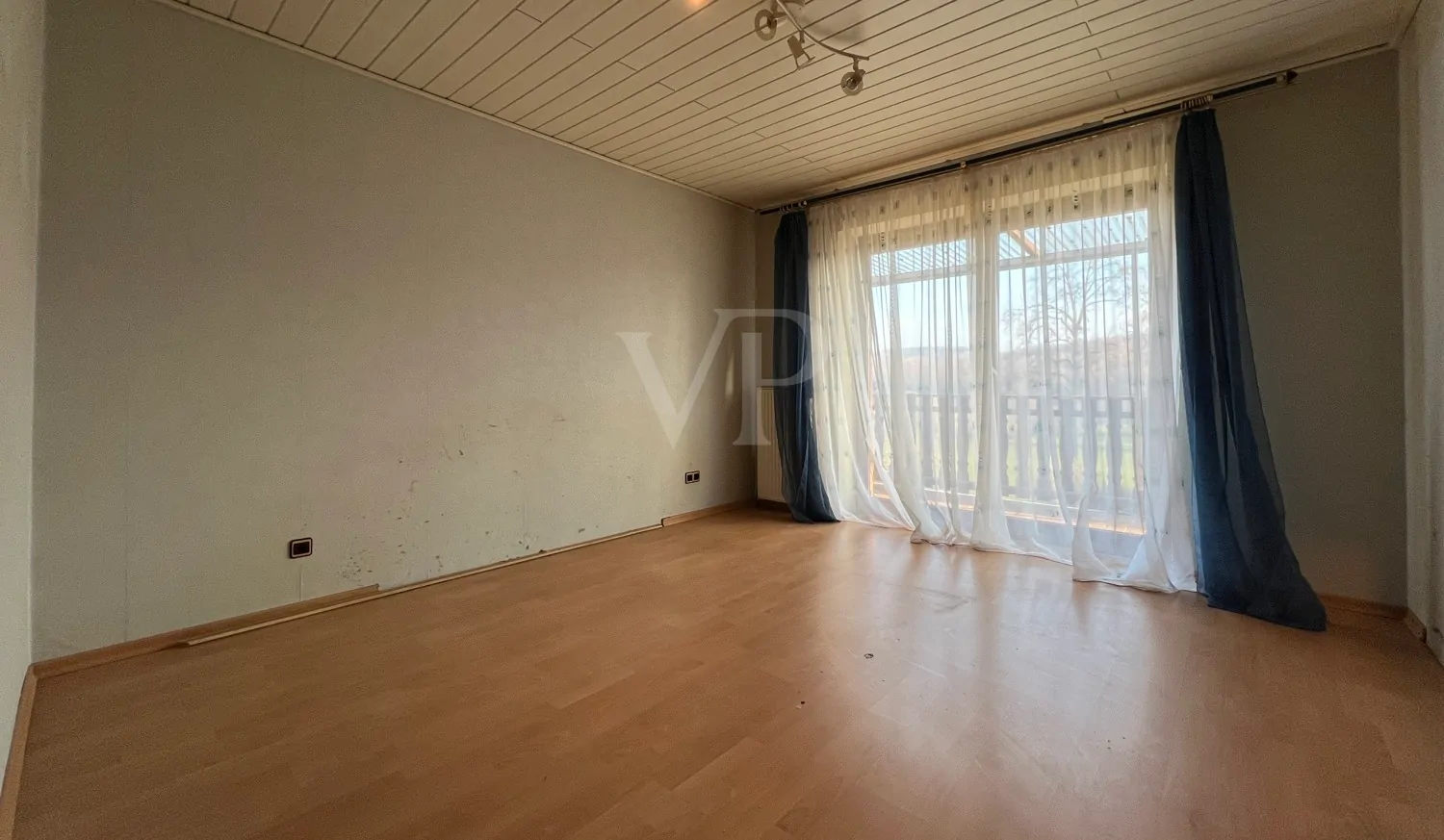 Schlafzimmer im EG mit Gartenblick