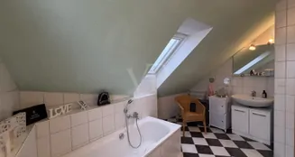 von_poll_real_estate_property_26241012_image_26