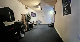 von_poll_real_estate_property_24241025_image_9