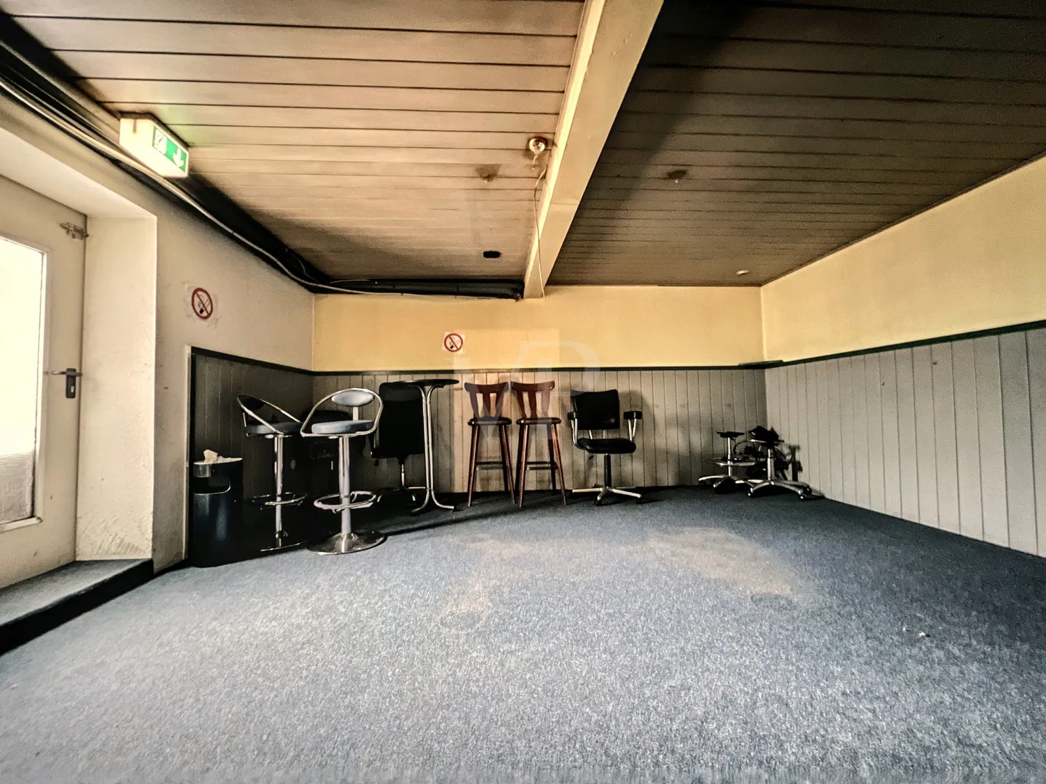 Local comercial con uso versátil en una ubicación céntrica en Aerzen