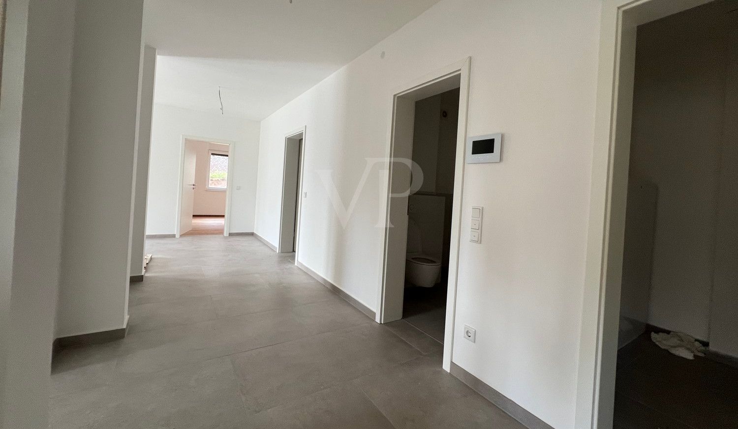 EG-Eigentumswohnung in Neubau 4-Familienhaus im Hamelner Osten