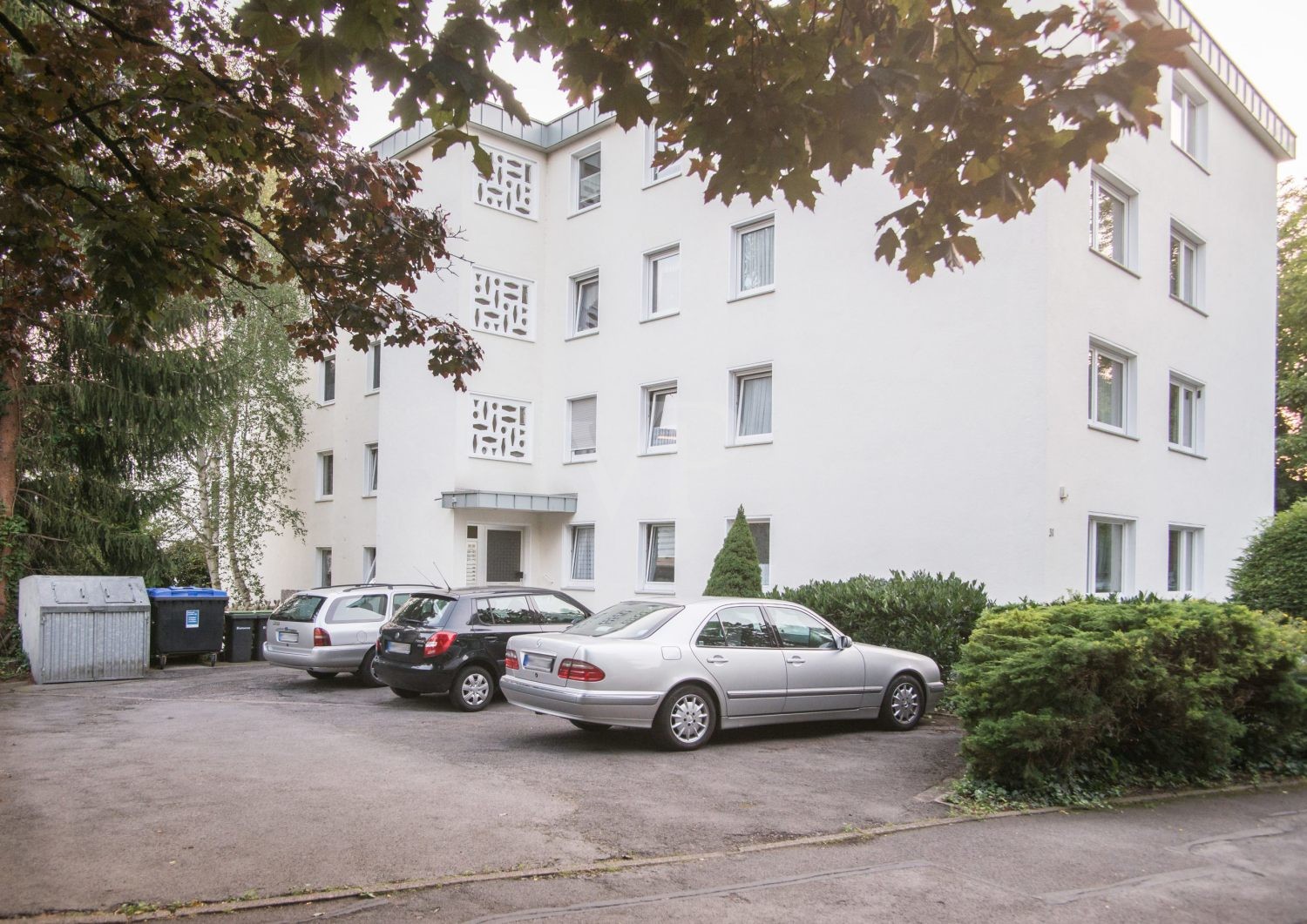 Hausansicht_Bismarkstraße 31_Freistellplätze