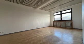 von_poll_real_estate_property_24241028_image_11