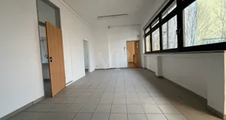 von_poll_real_estate_property_24241028_image_2