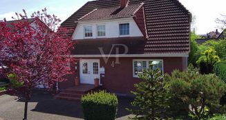 von_poll_real_estate_property_25241007_image_1