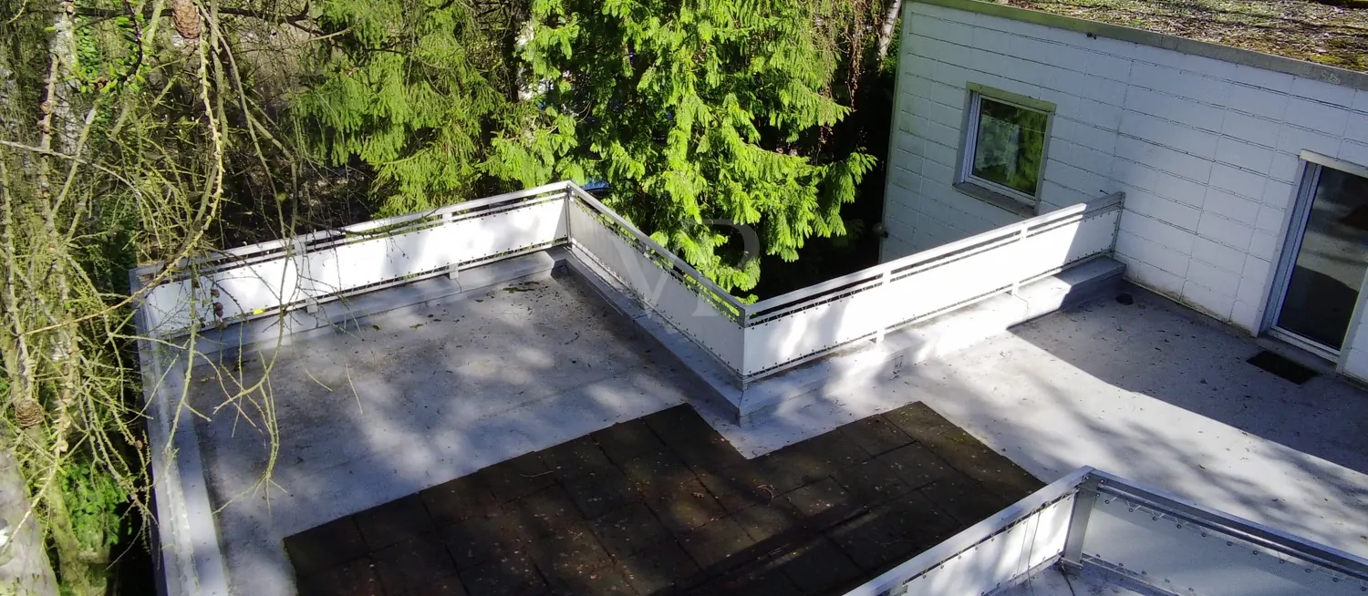 sanierungsbedürftiges, besonderes Architektenhaus mit Einliegerwohnung, in guter Lage zu Hannover