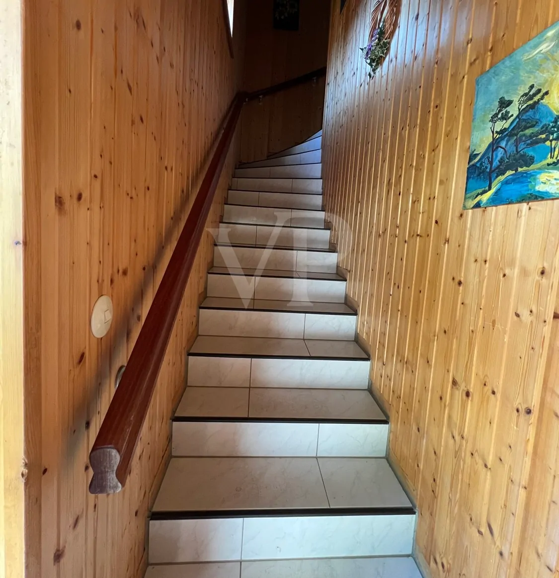 sanierungsbedürftiges, besonderes Architektenhaus mit Einliegerwohnung, in guter Lage zu Hannover