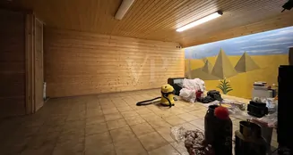 von_poll_real_estate_property_25241012_image_46