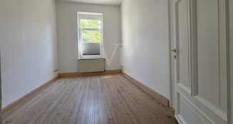 von_poll_real_estate_property_25241016_image_12