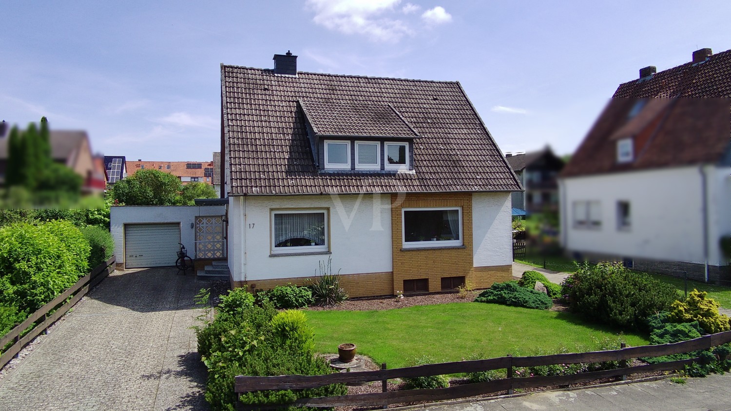 Einfamilienhaus mit großzügigem, weitläufigem Grundstück