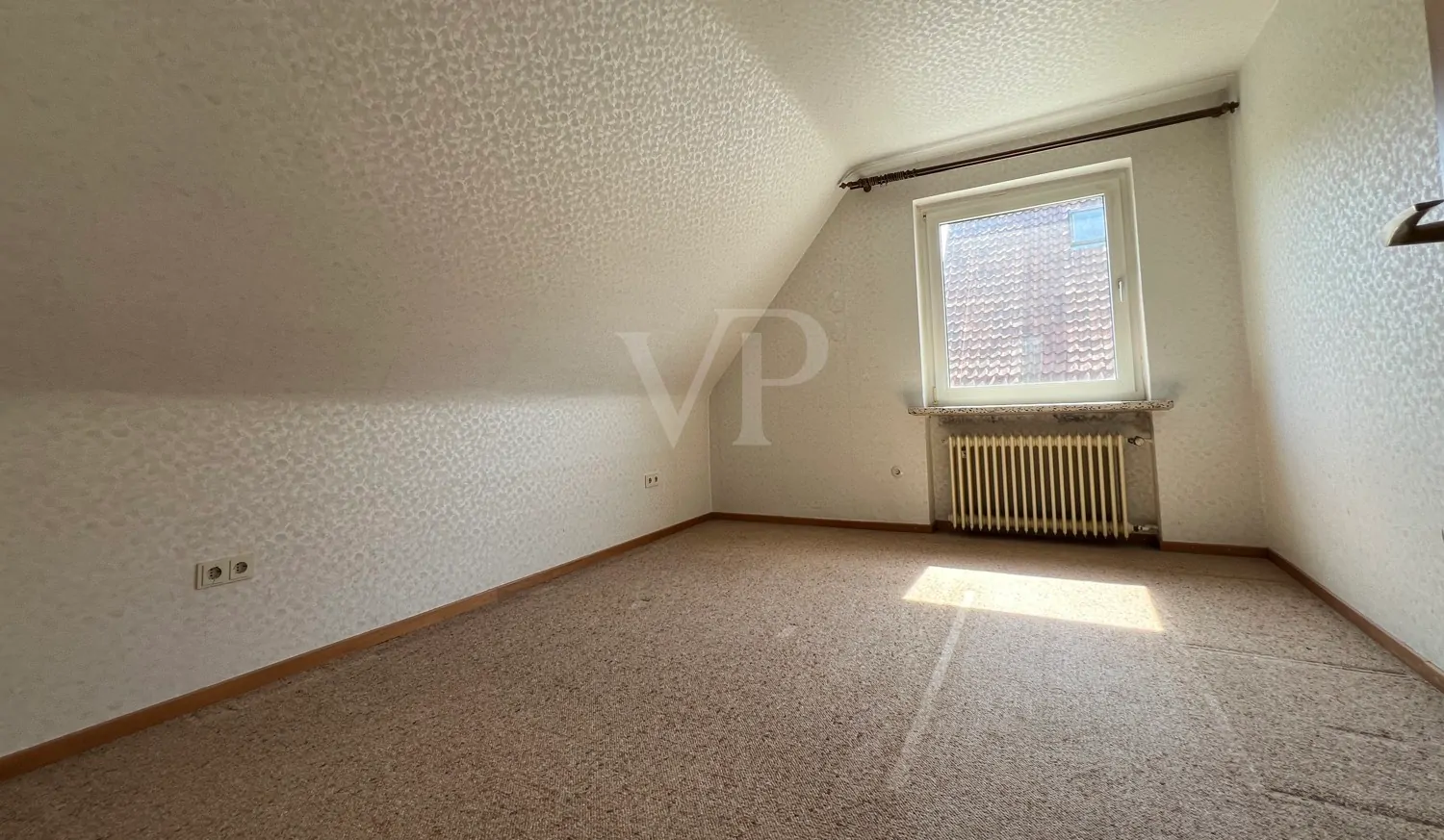 Einfamilienhaus mit großzügigem, weitläufigem Grundstück