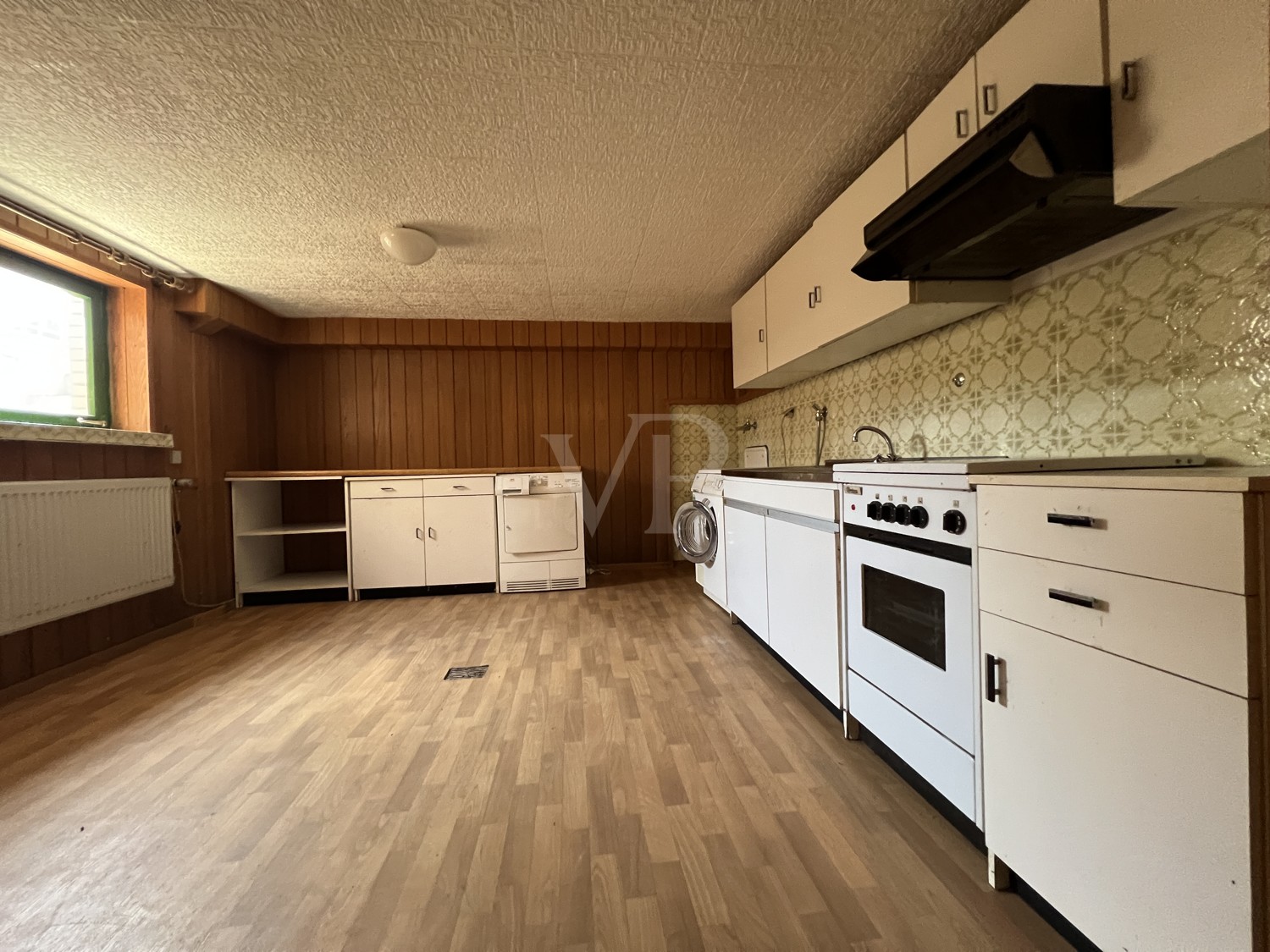 Einfamilienhaus mit großzügigem, weitläufigem Grundstück