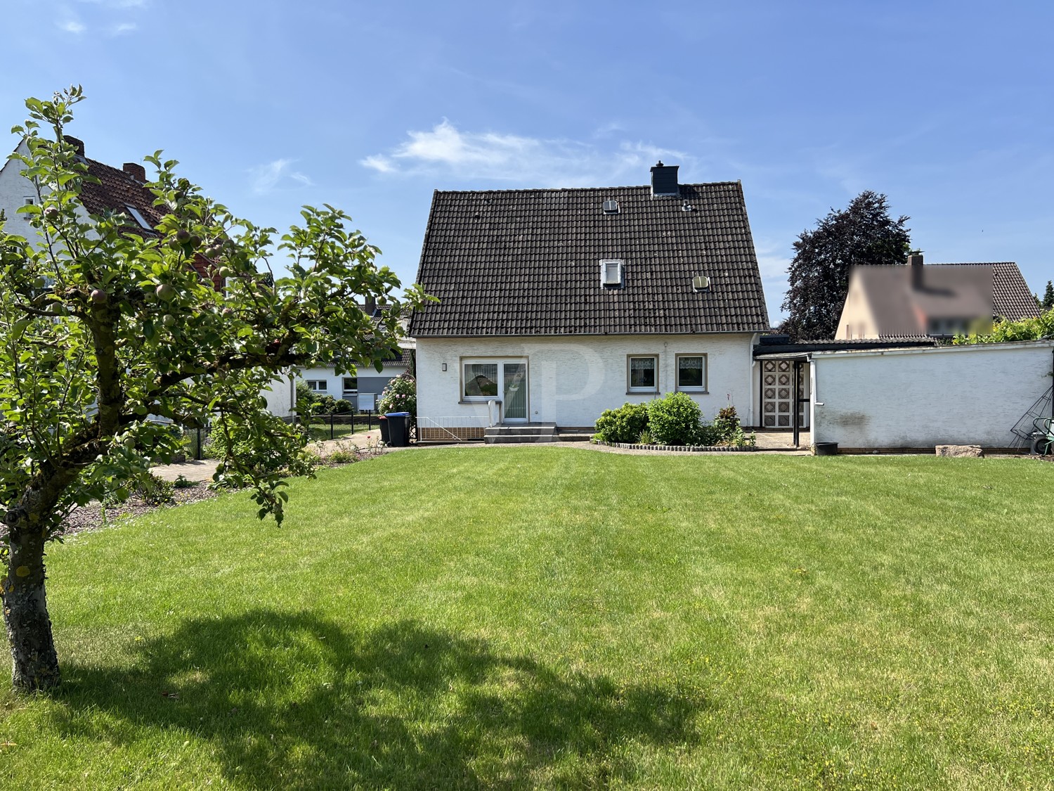 Einfamilienhaus mit großzügigem, weitläufigem Grundstück
