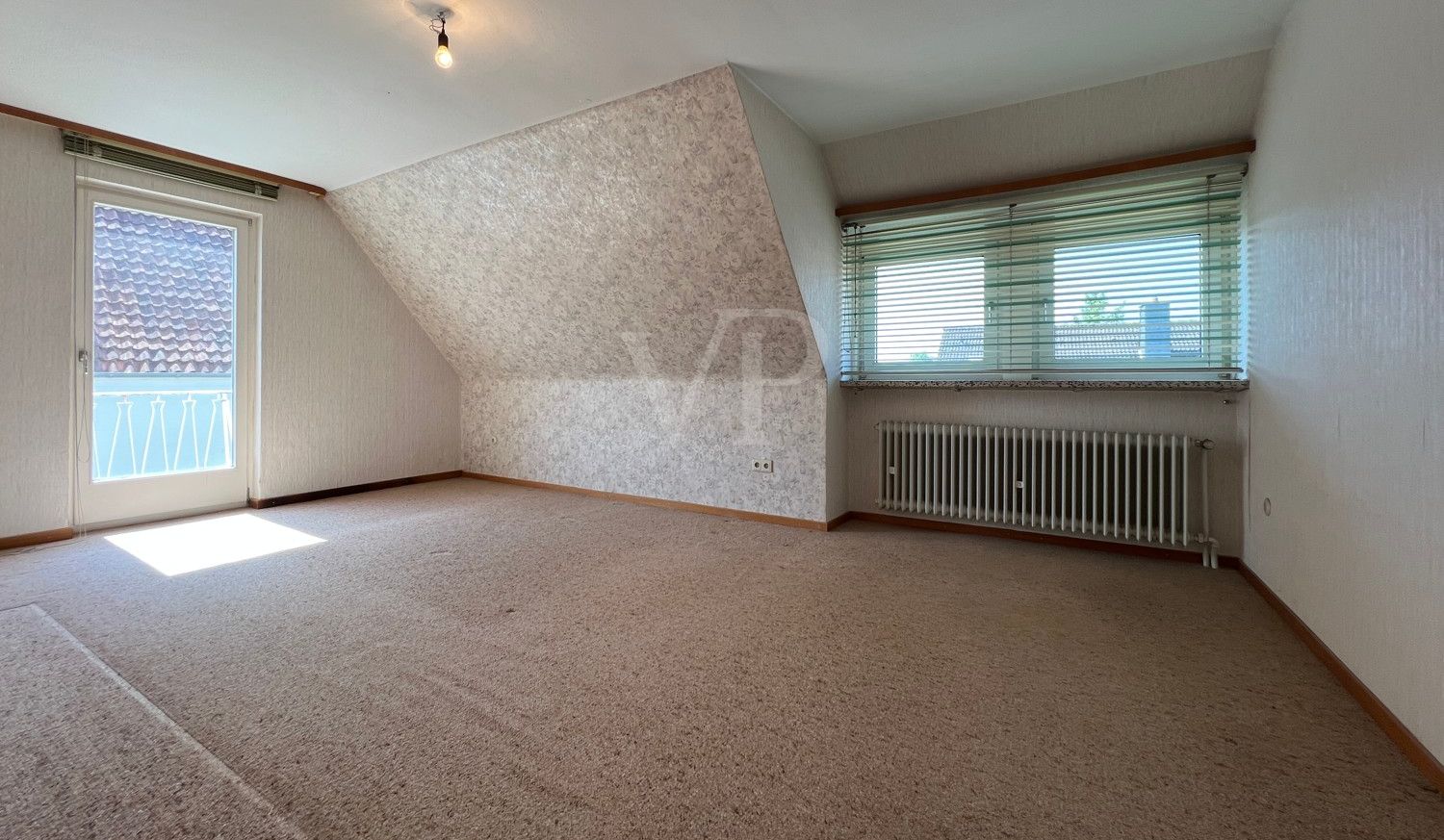 Schlafzimmer 1