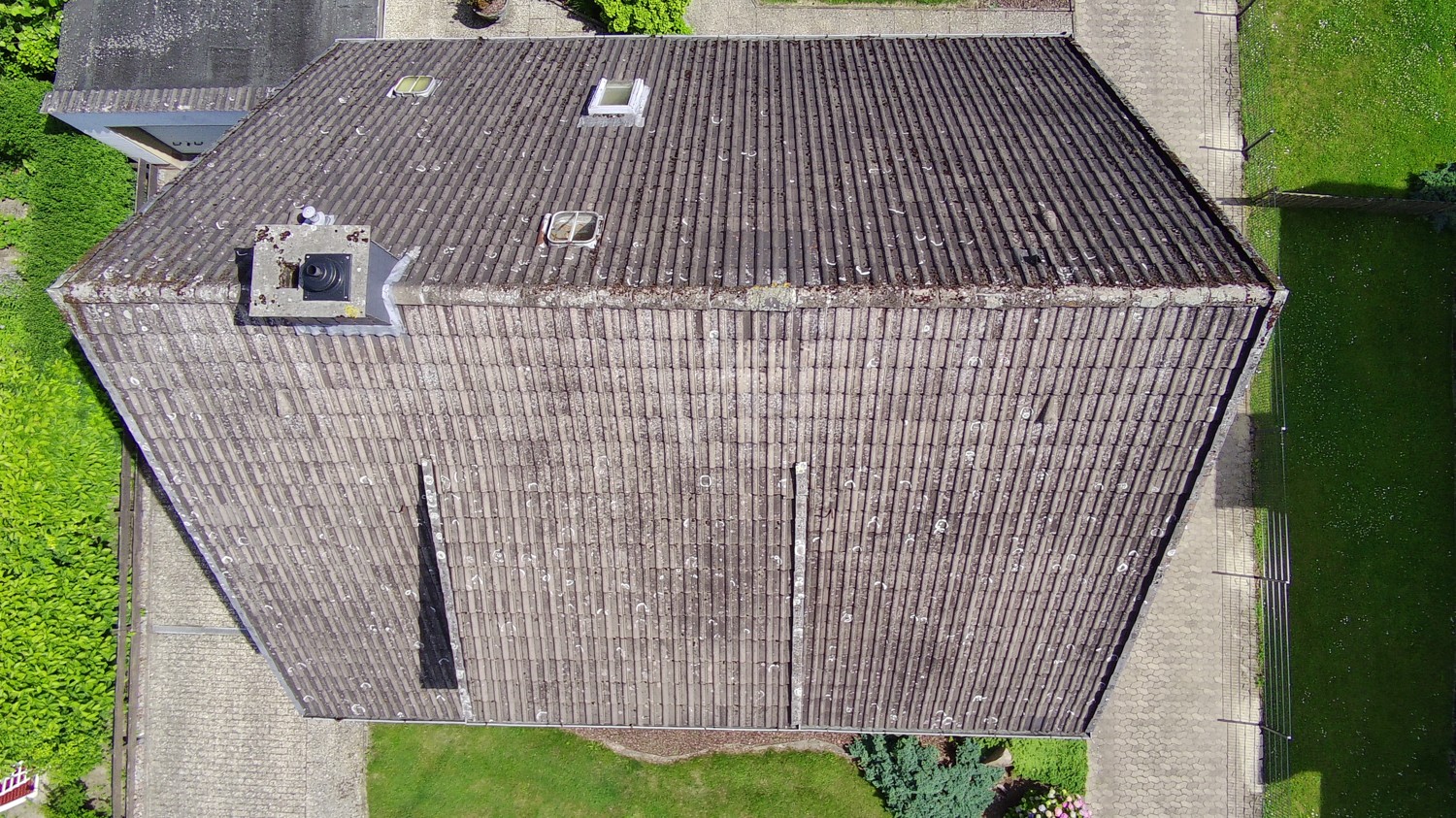 Einfamilienhaus mit großzügigem, weitläufigem Grundstück