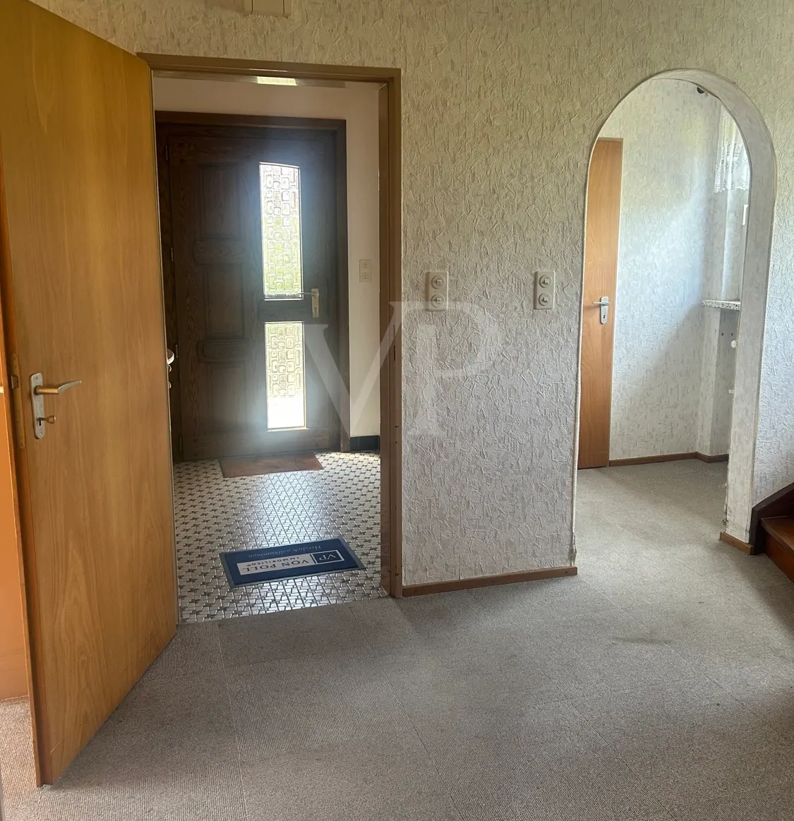 Einfamilienhaus mit großzügigem, weitläufigem Grundstück