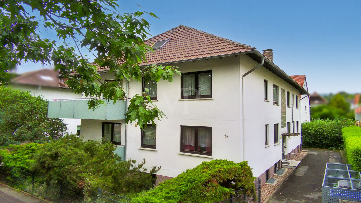 Hauseingang_Süd-Straßenansicht I
