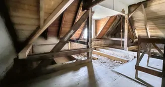 von_poll_real_estate_property_25241030_image_31