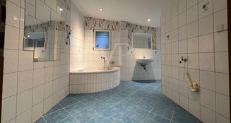 von_poll_real_estate_property_25241020_image_23