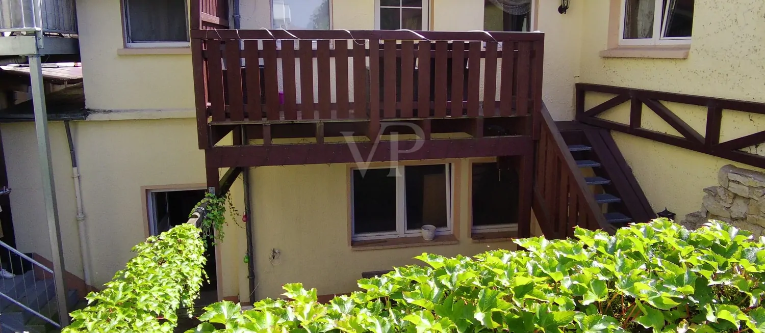 OG mit Balkon und Büro