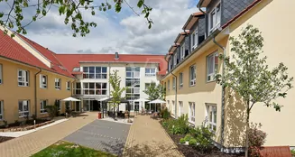 von_poll_real_estate_property_25241019_image_1