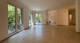 von_poll_real_estate_property_25241028_image_2