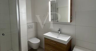 von_poll_real_estate_property_25241028_image_20