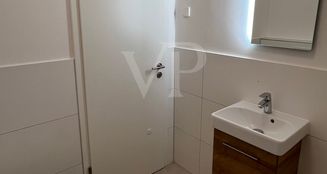 von_poll_real_estate_property_25241028_image_9
