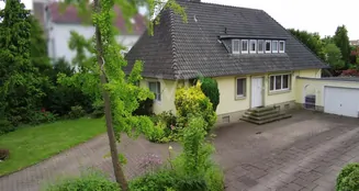 von_poll_real_estate_property_25241023_image_0