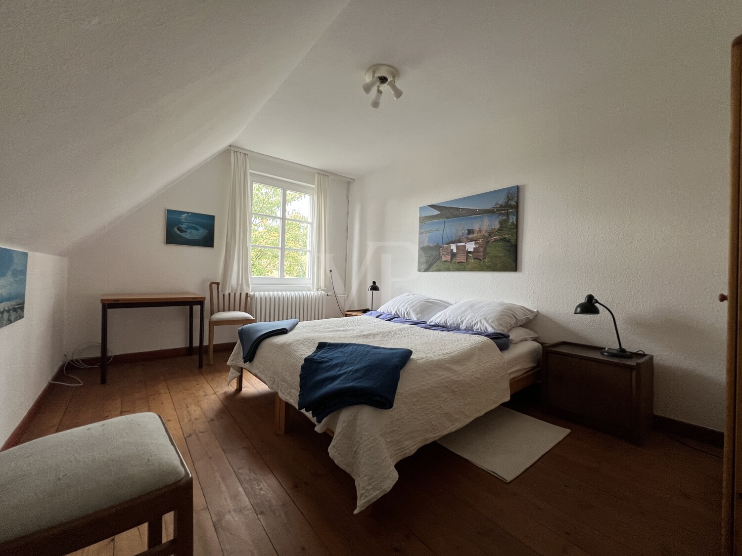 Schlafzimmer 1