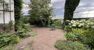 von_poll_real_estate_property_25241026_image_20