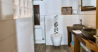 von_poll_real_estate_property_25241027_image_36