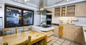 von_poll_real_estate_property_25241027_image_12