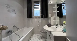 von_poll_real_estate_property_25241035_image_12