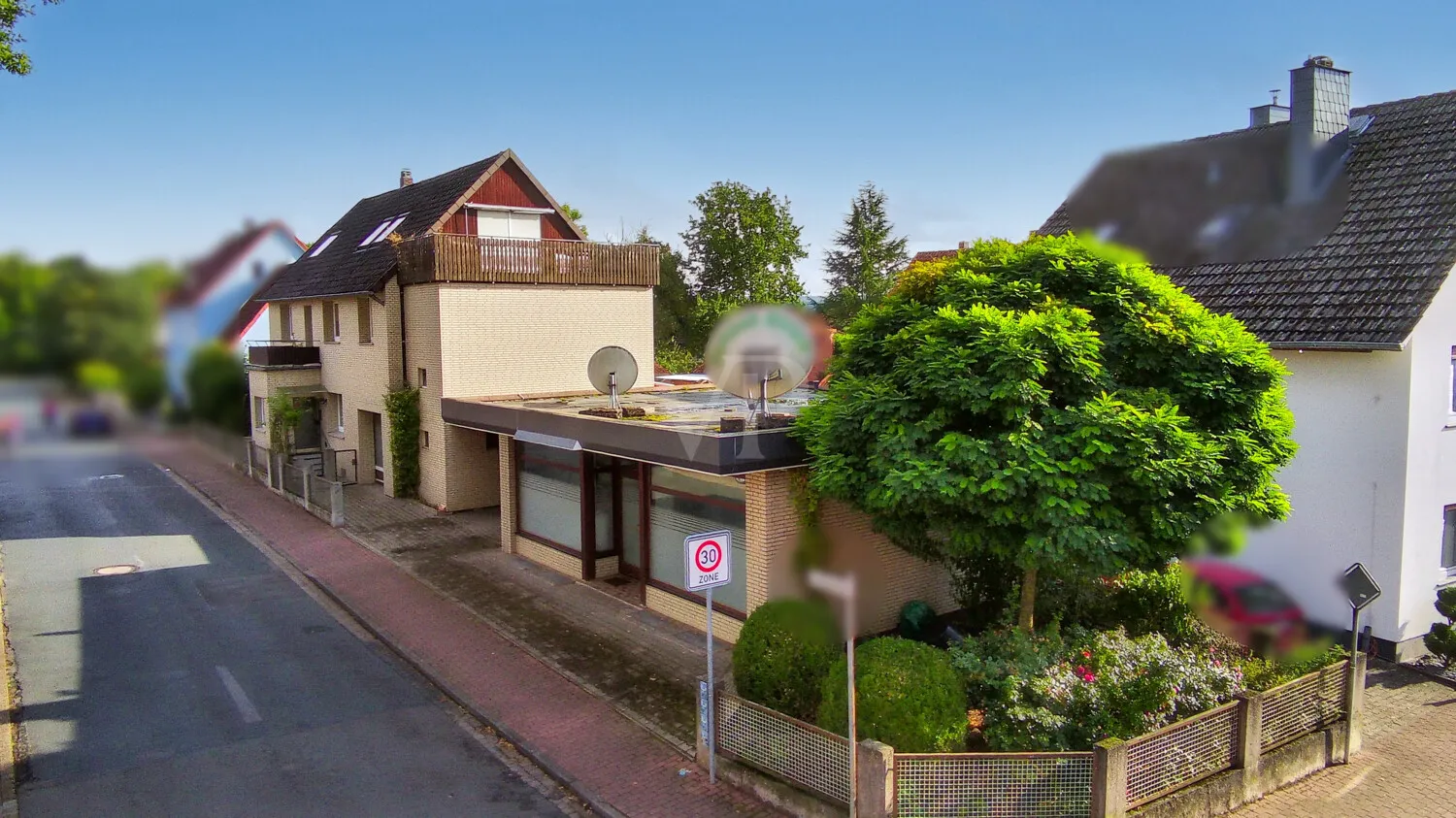 Generationsübergreifendes Wohn- und Geschäftshaus – Raum für Gemeinschaft und Ideen