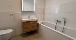 von_poll_real_estate_property_25241038_image_10