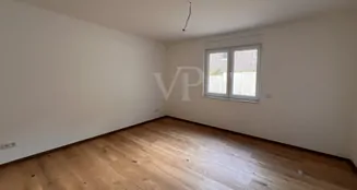 von_poll_real_estate_property_25241038_image_18